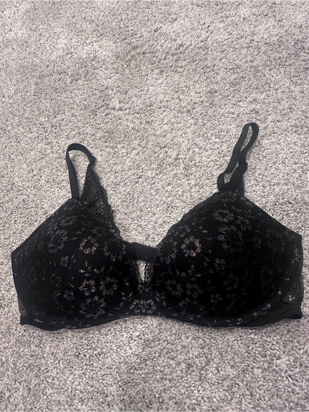 Victoria's Secret Lace Push-up Bra 34B